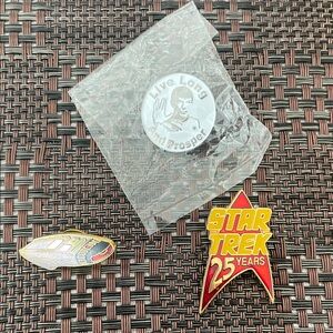 Star Trek 25 Years Enamel 3 Collectible Pins